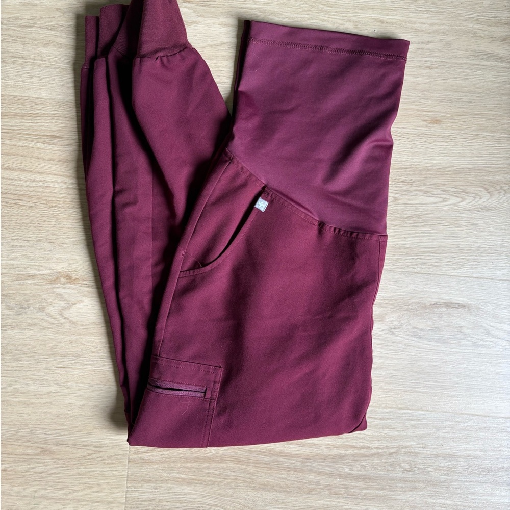 Figs Zamora MATERNITY Joggers in Burgundy